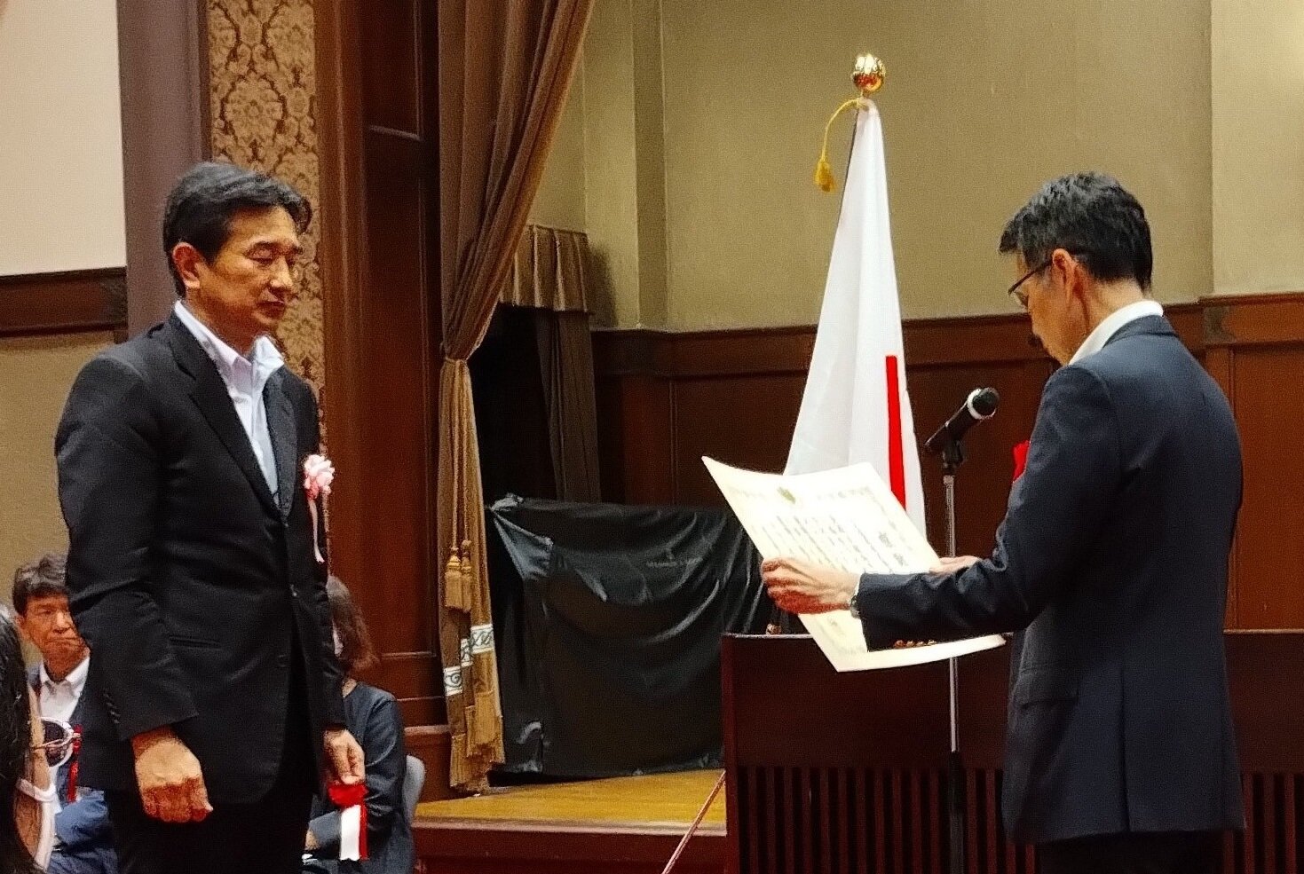倉見工場総務部長の小倉が代表として表彰式に参加しました